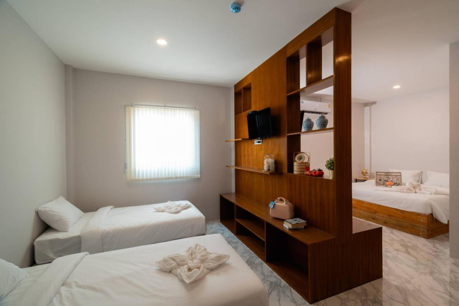 Terminal 58 Hotel Ban Mut Dok Khao Exterior photo