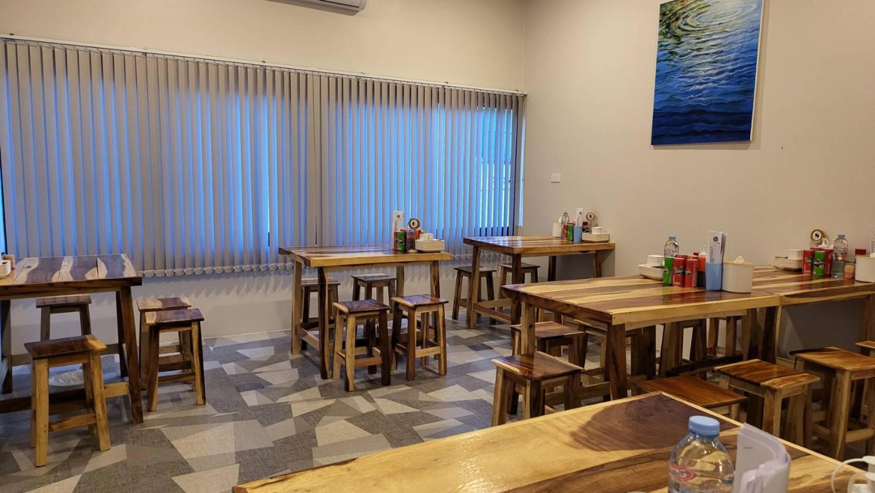 Terminal 58 Hotel Ban Mut Dok Khao Exterior photo